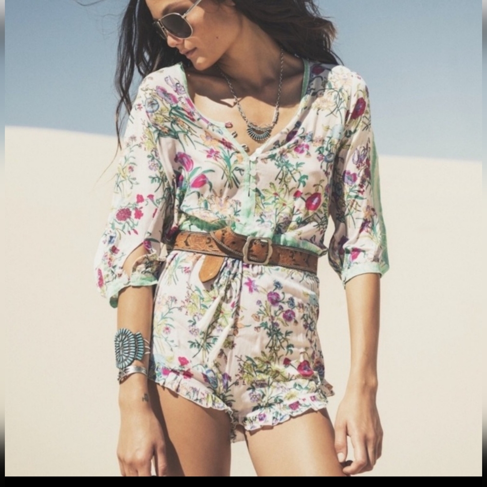 Spell & the Gypsy Floral Queen Playsiut Sz M